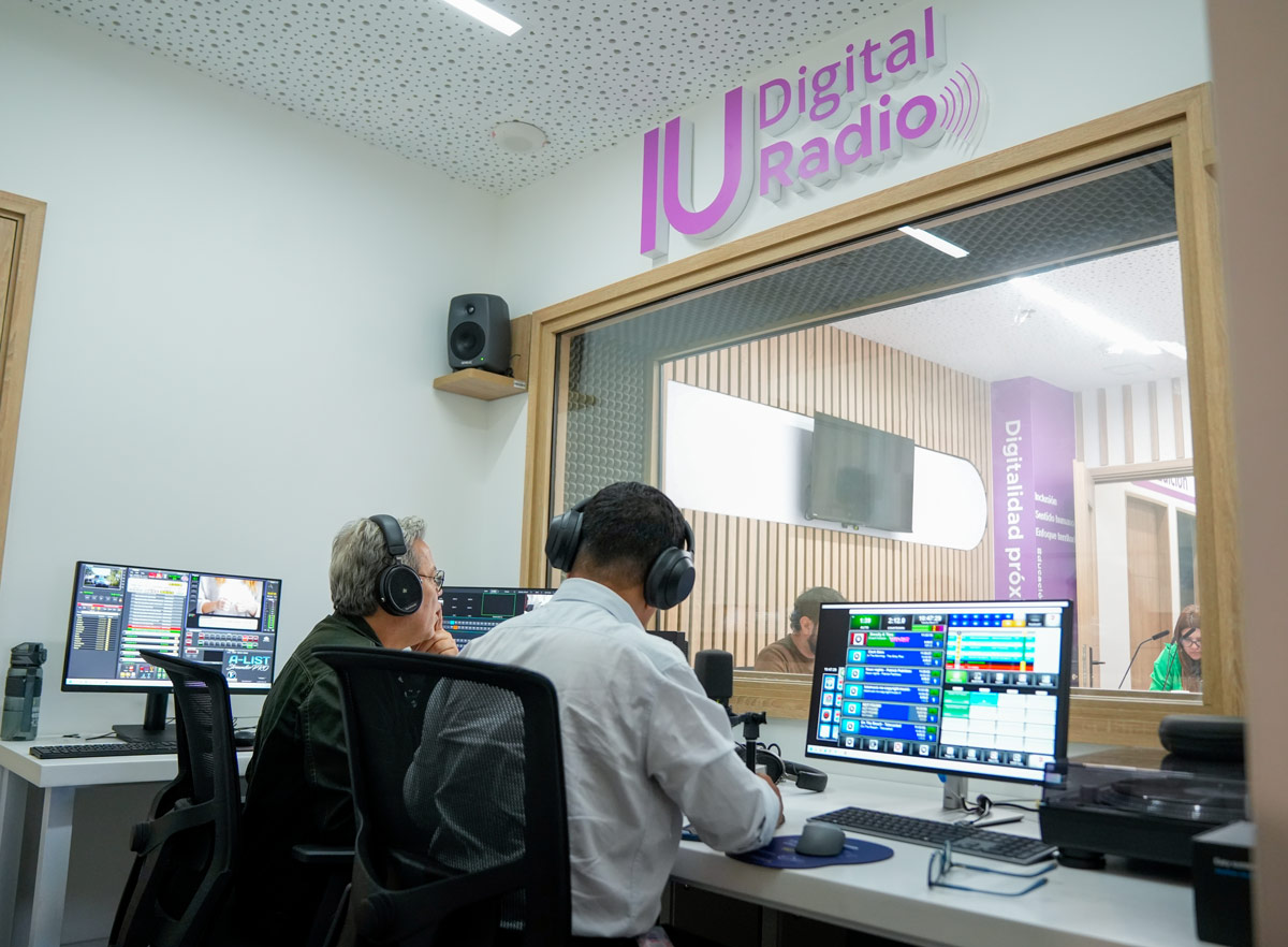 IU Digital Radio