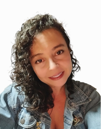 Mónica Andrea Santa Escobar