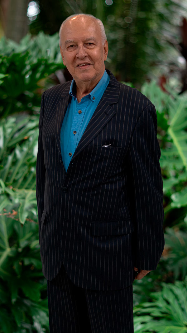 Representante de los  Ex-Rectores