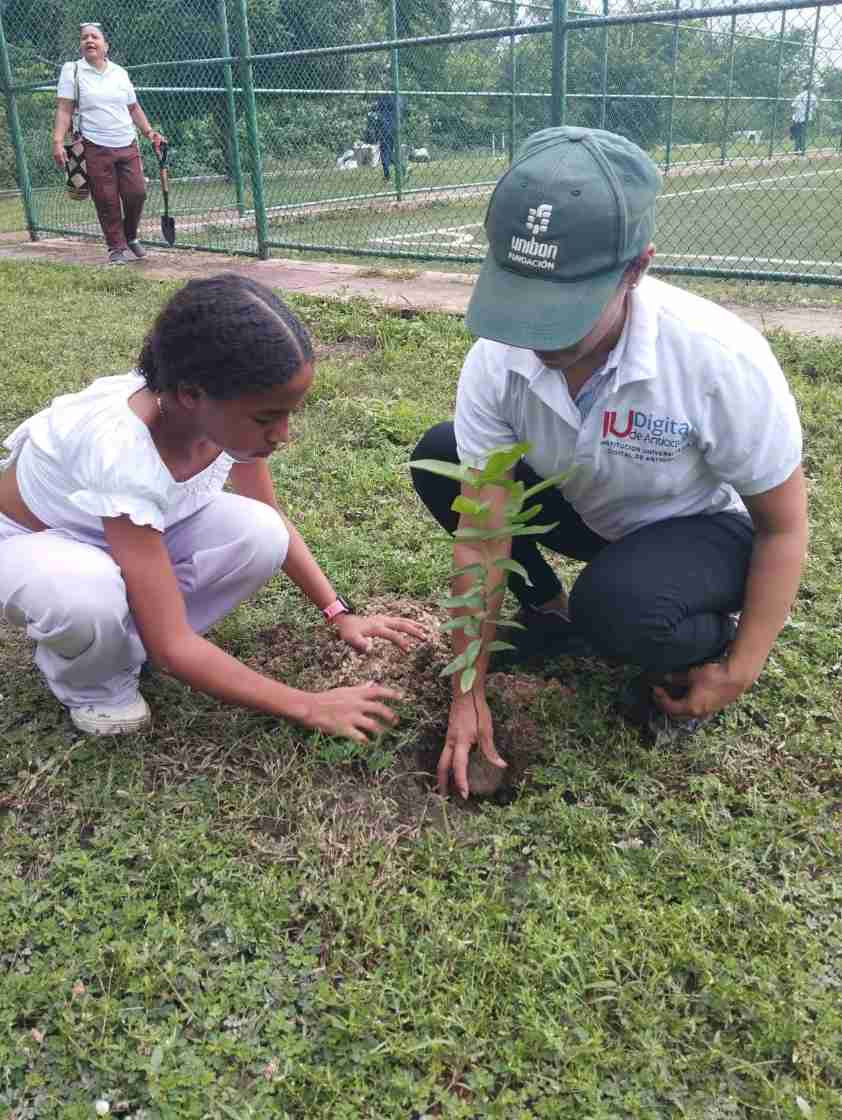 Momento del show del evento 'Calma que transforma', con participantes disfrutando de la actividad en Antioquia."